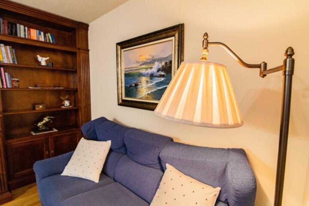 Residencial En Madrid Alquiler De Corta Estancia No Turistico Zewnętrze zdjęcie