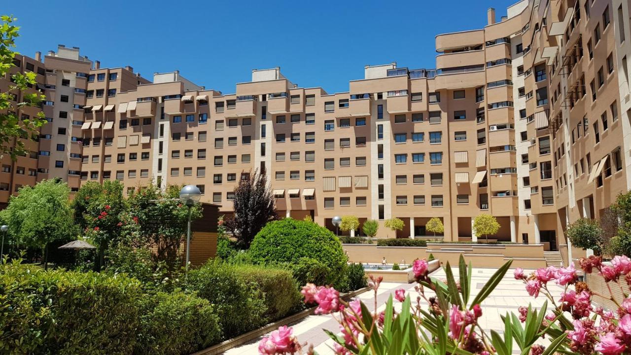 Residencial En Madrid Alquiler De Corta Estancia No Turistico Zewnętrze zdjęcie