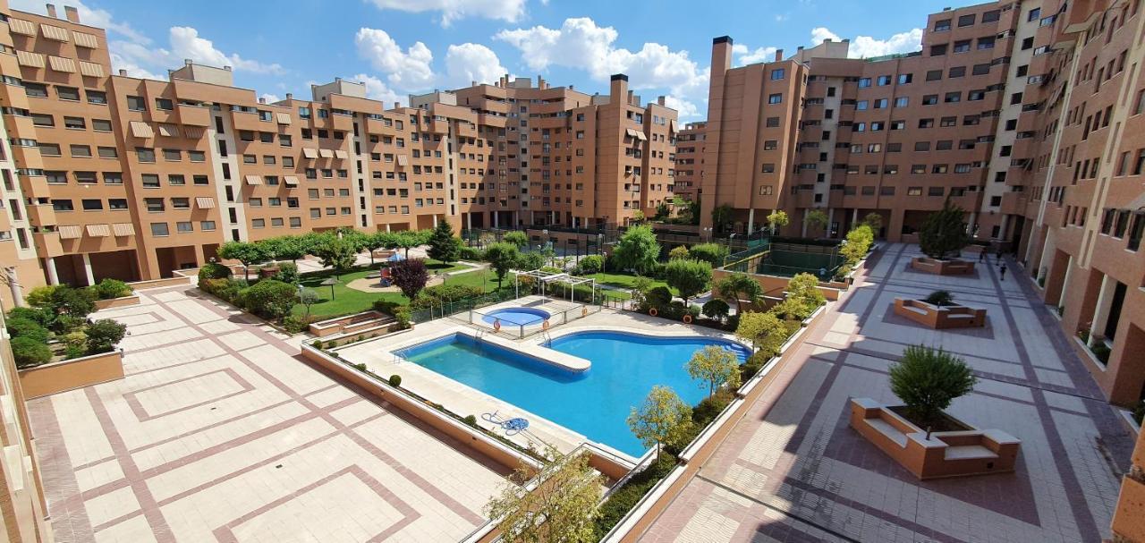 Residencial En Madrid Alquiler De Corta Estancia No Turistico Zewnętrze zdjęcie