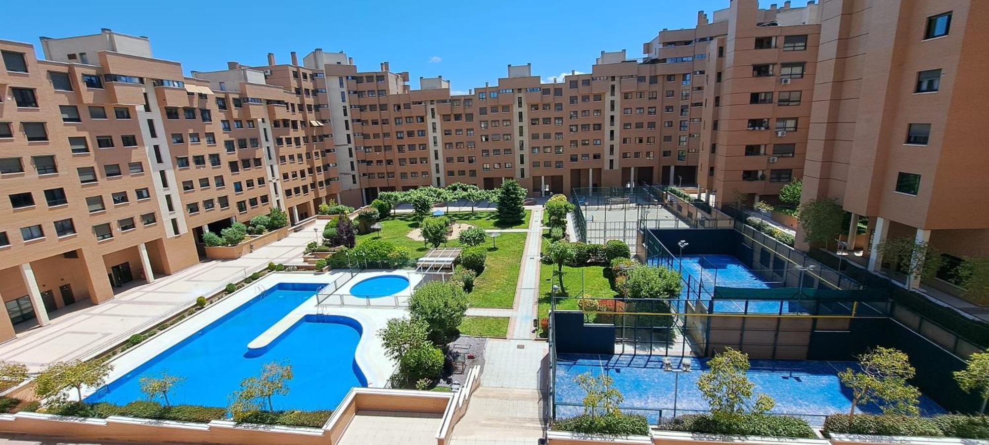 Residencial En Madrid Alquiler De Corta Estancia No Turistico Zewnętrze zdjęcie